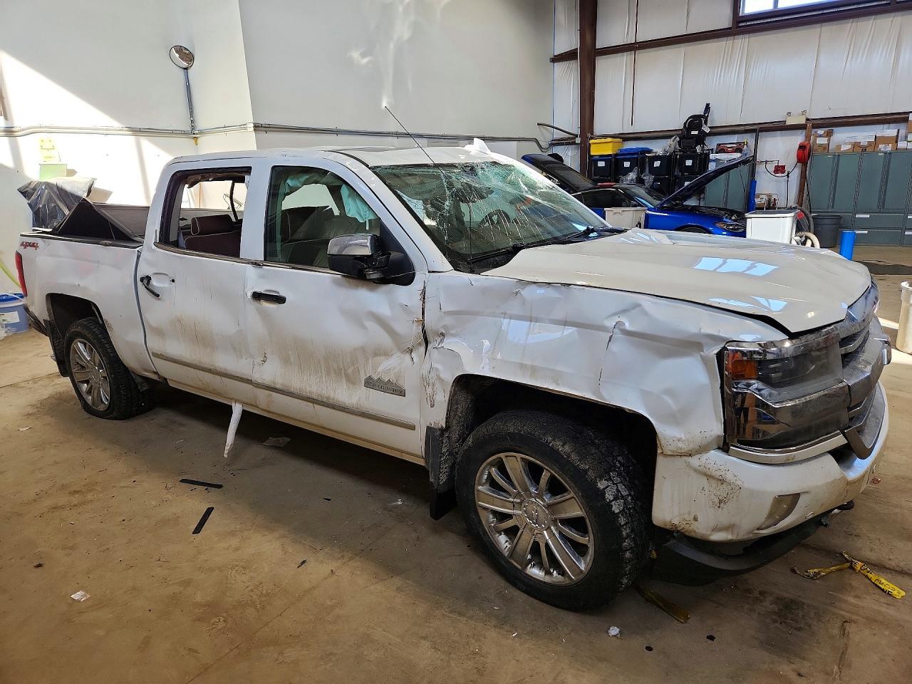 2016 Chevrolet Silverado K1500 High Country - Image 4