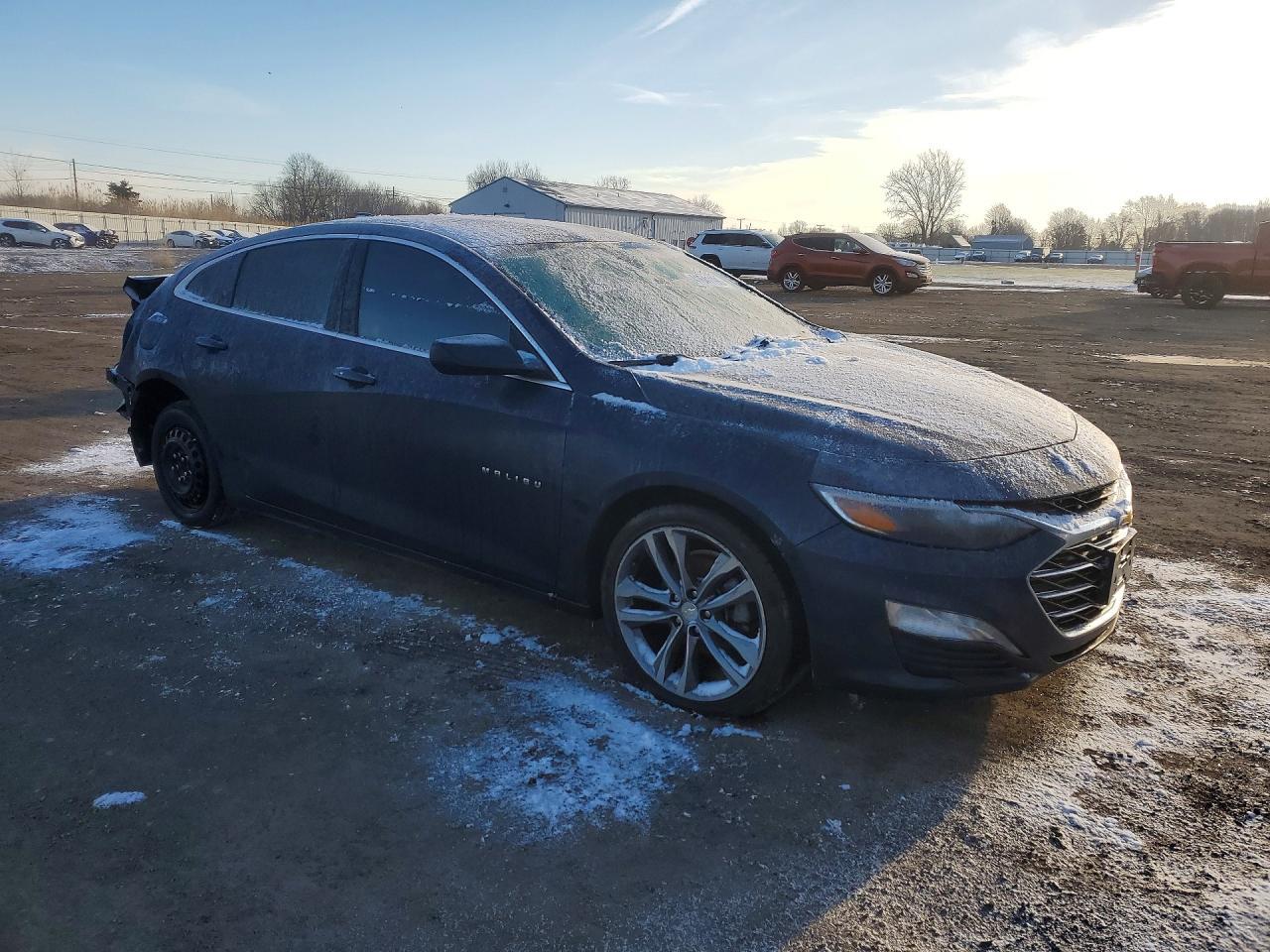 2022 Chevrolet Malibu Lt - Фото 4