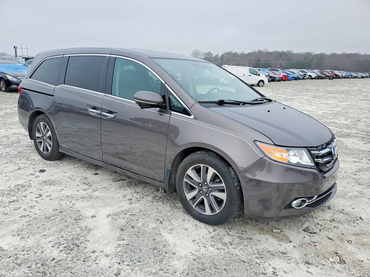 2016 Honda Odyssey Touring - Фото 4