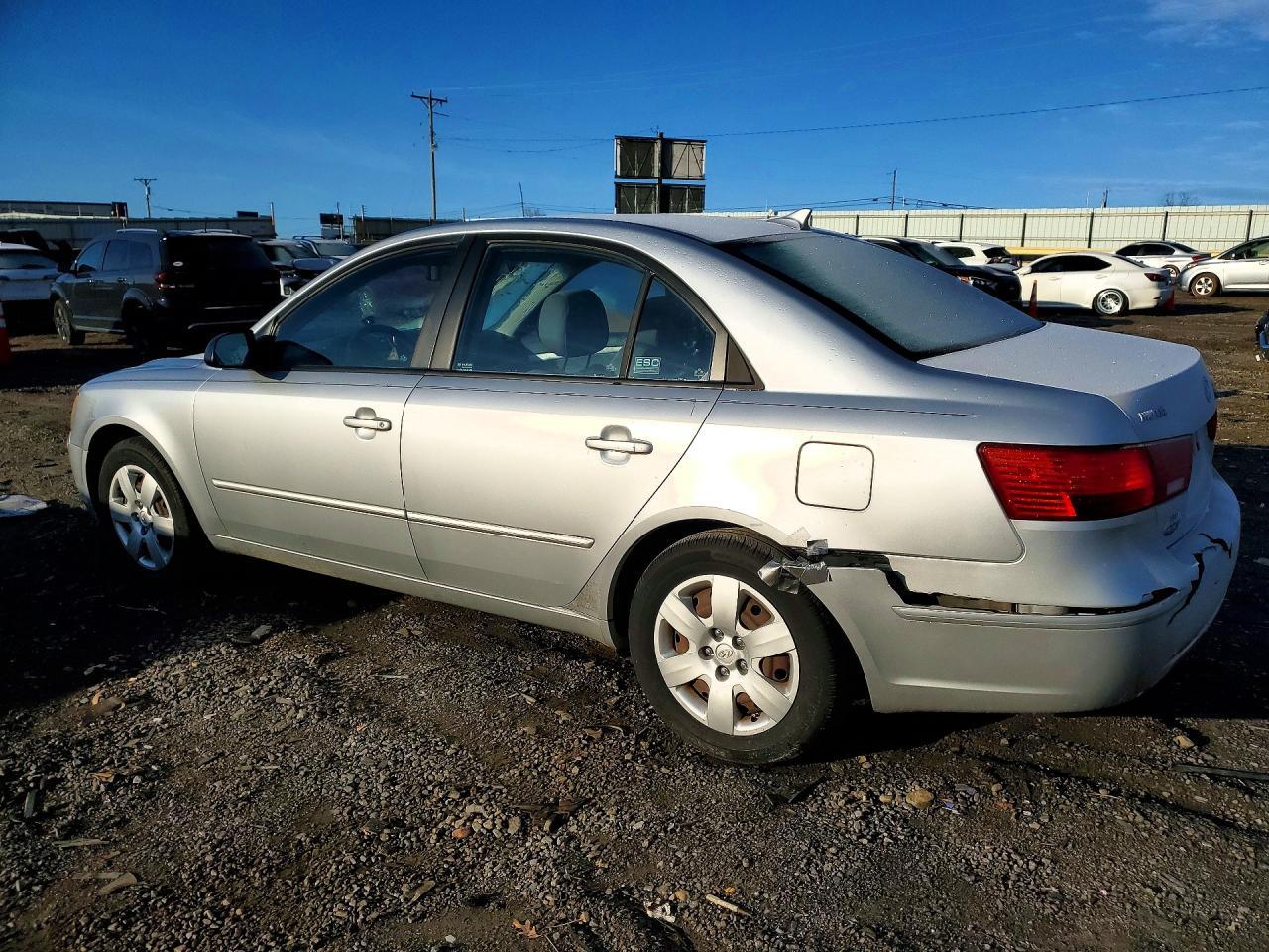 2009 Hyundai Sonata Gls - Image 2