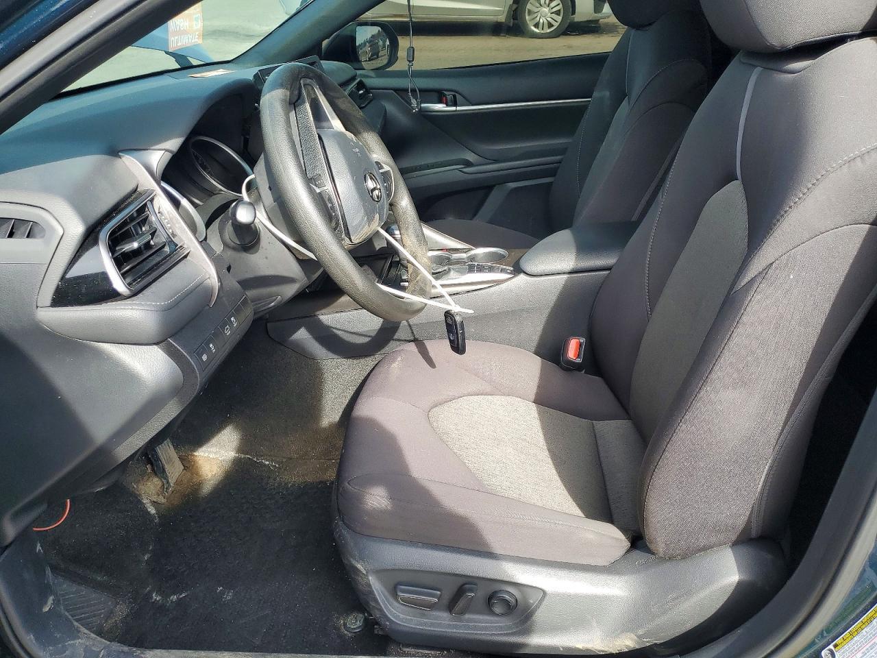 2021 Toyota Camry Hybrid Le - Фото 7