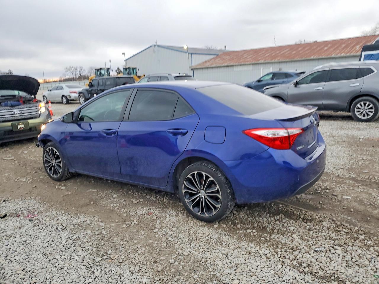 2016 Toyota Corolla S Plus - Фото 2