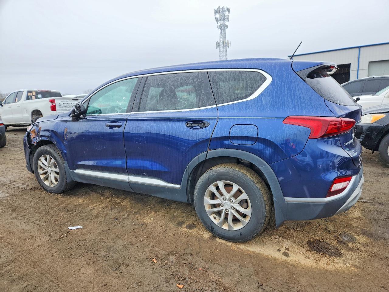 2020 Hyundai Santa Fe Se - Image 2