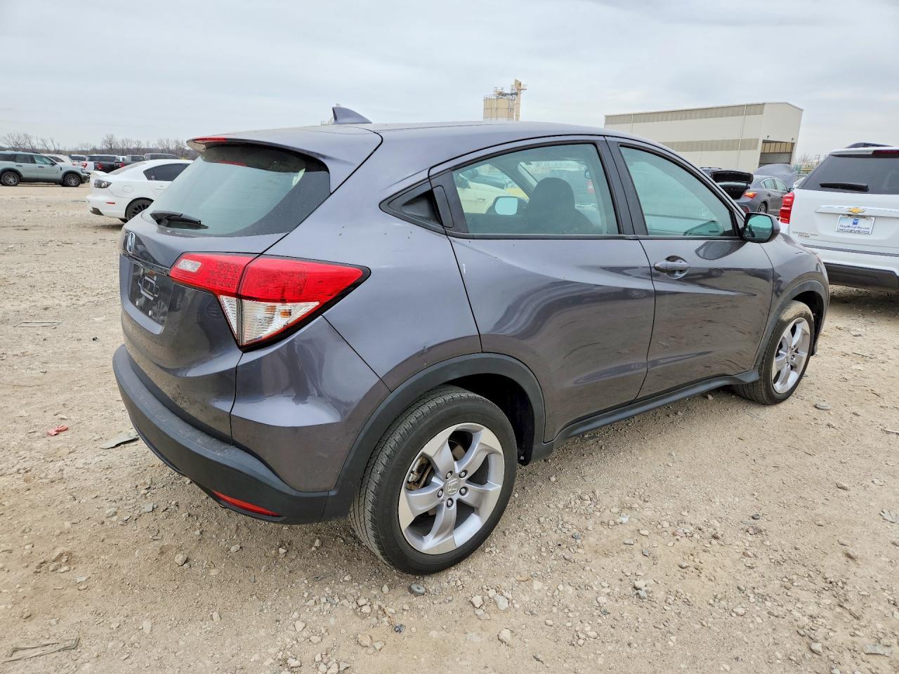 2022 Honda Hr-V Lx - Фото 3