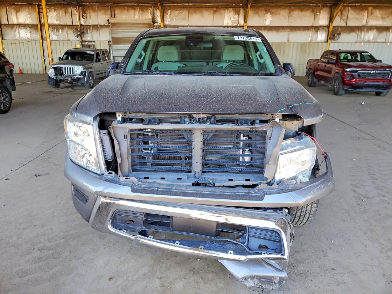 2021 Nissan Titan Sv - Image 5