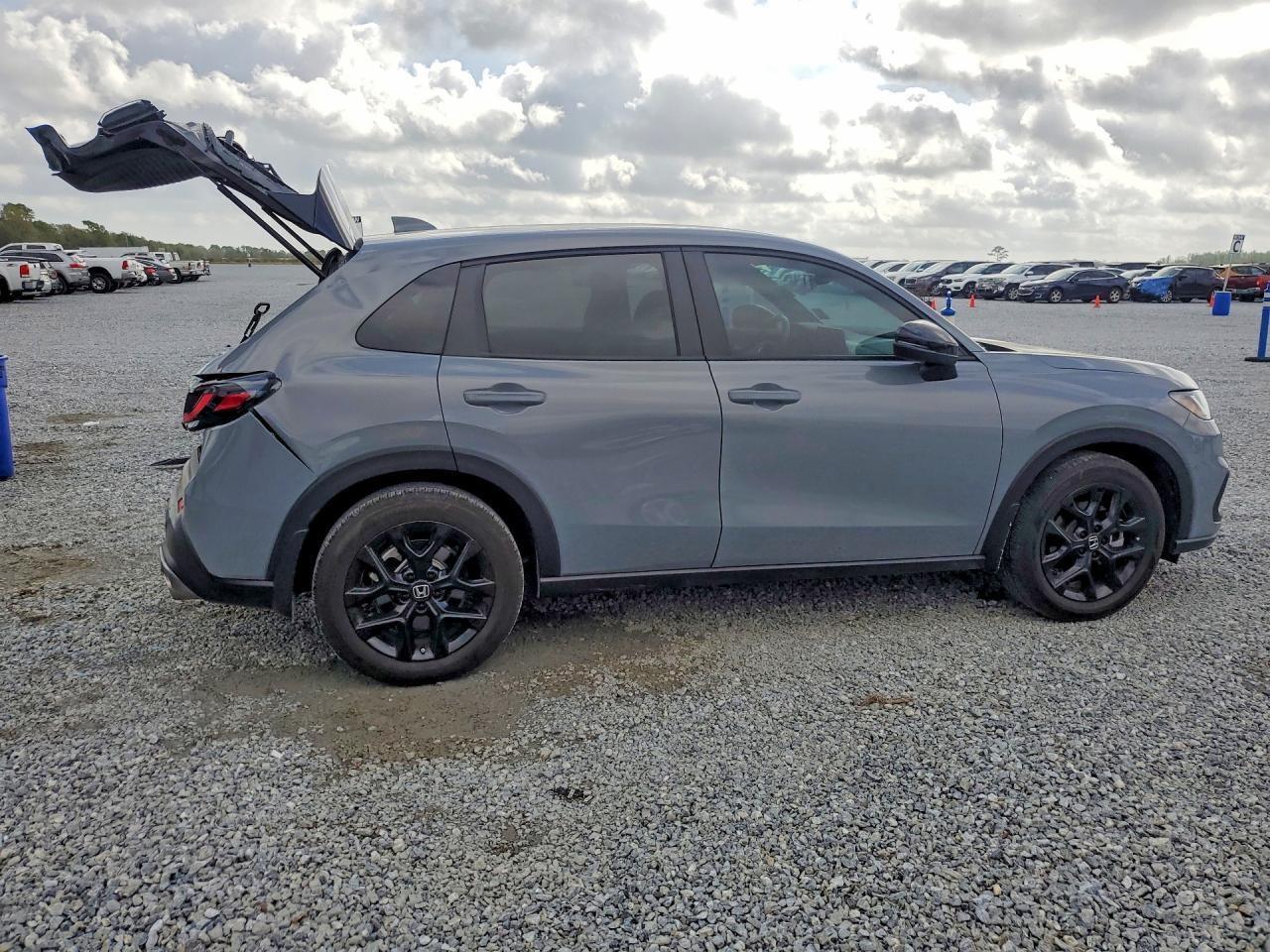 2025 Honda Hr-V - Image 3