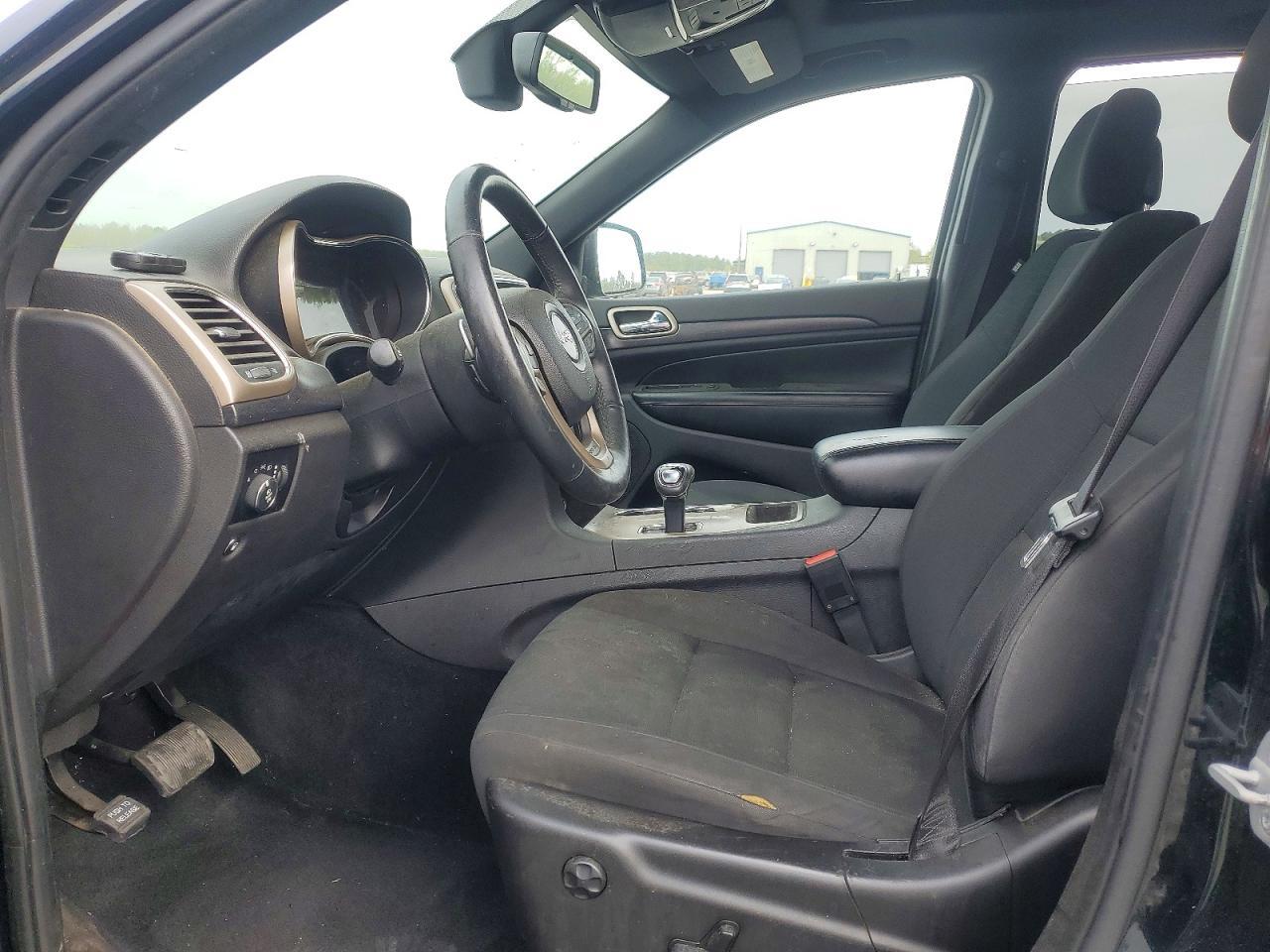 2014 Jeep Grand Cherokee Laredo - Image 7
