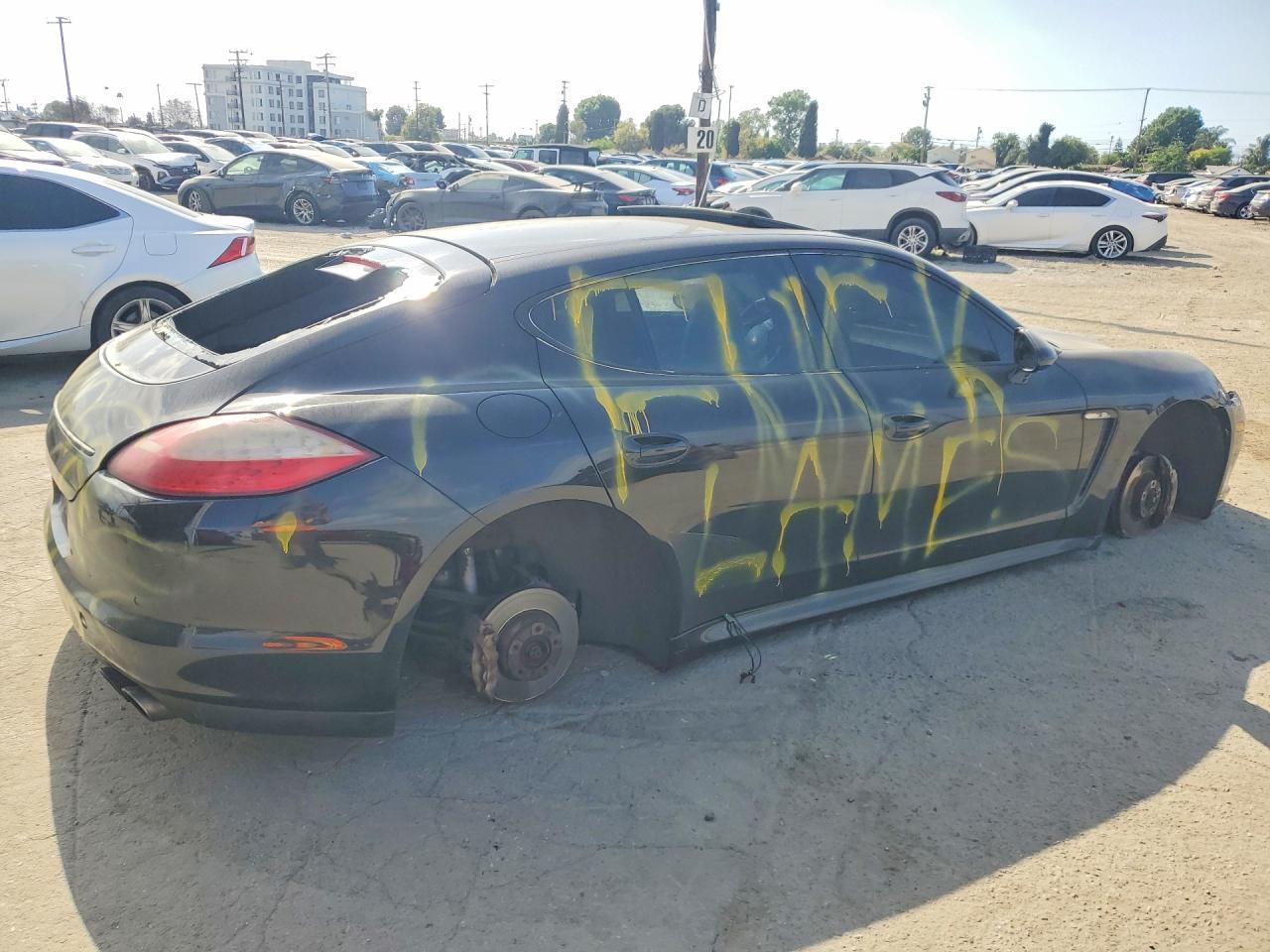 2010 Porsche Panamera S - Image 3