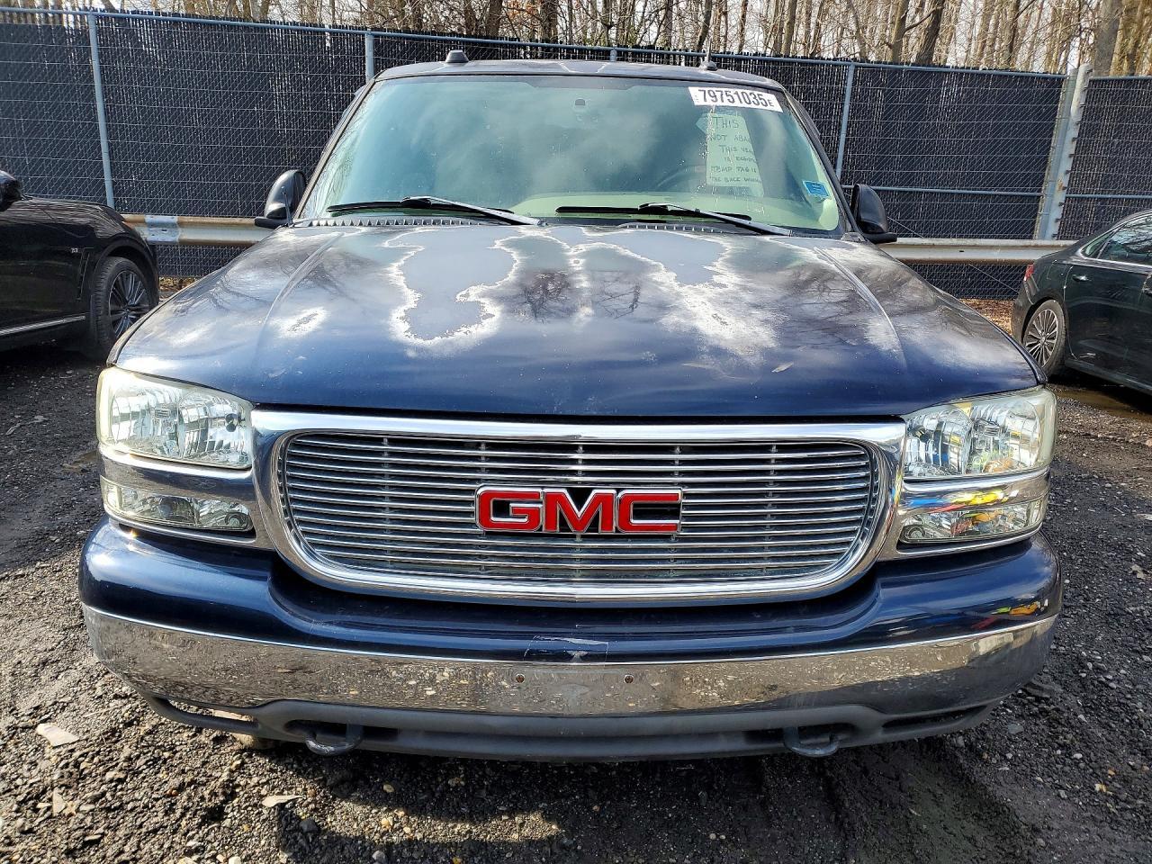 2004 GMC Yukon - Фото 5