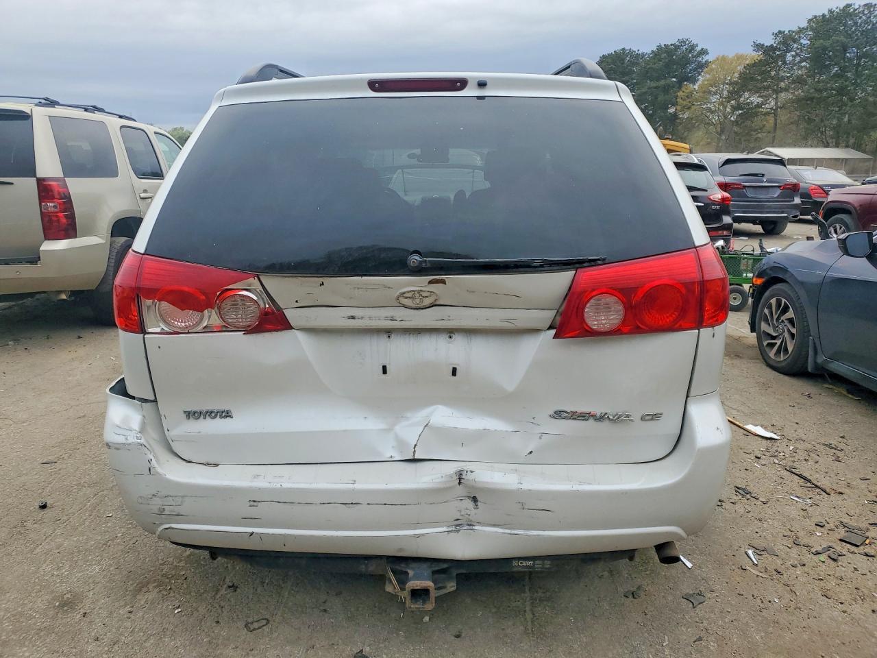 2006 Toyota Sienna Ce 7 Passenger - Image 6