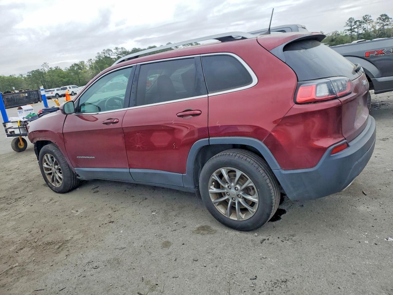 2019 Jeep Cherokee Latitude Plus - Фото 2
