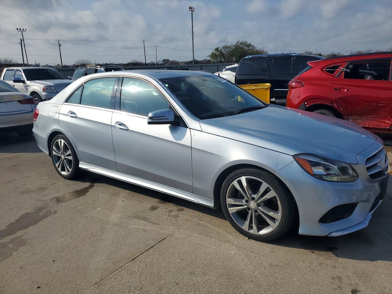 2014 Mercedes-Benz E 350 4Matic - Фото 4