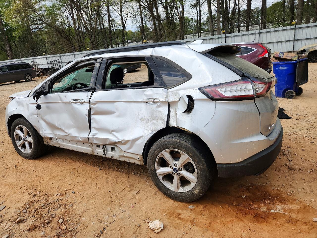 2016 Ford Edge Se - Фото 2