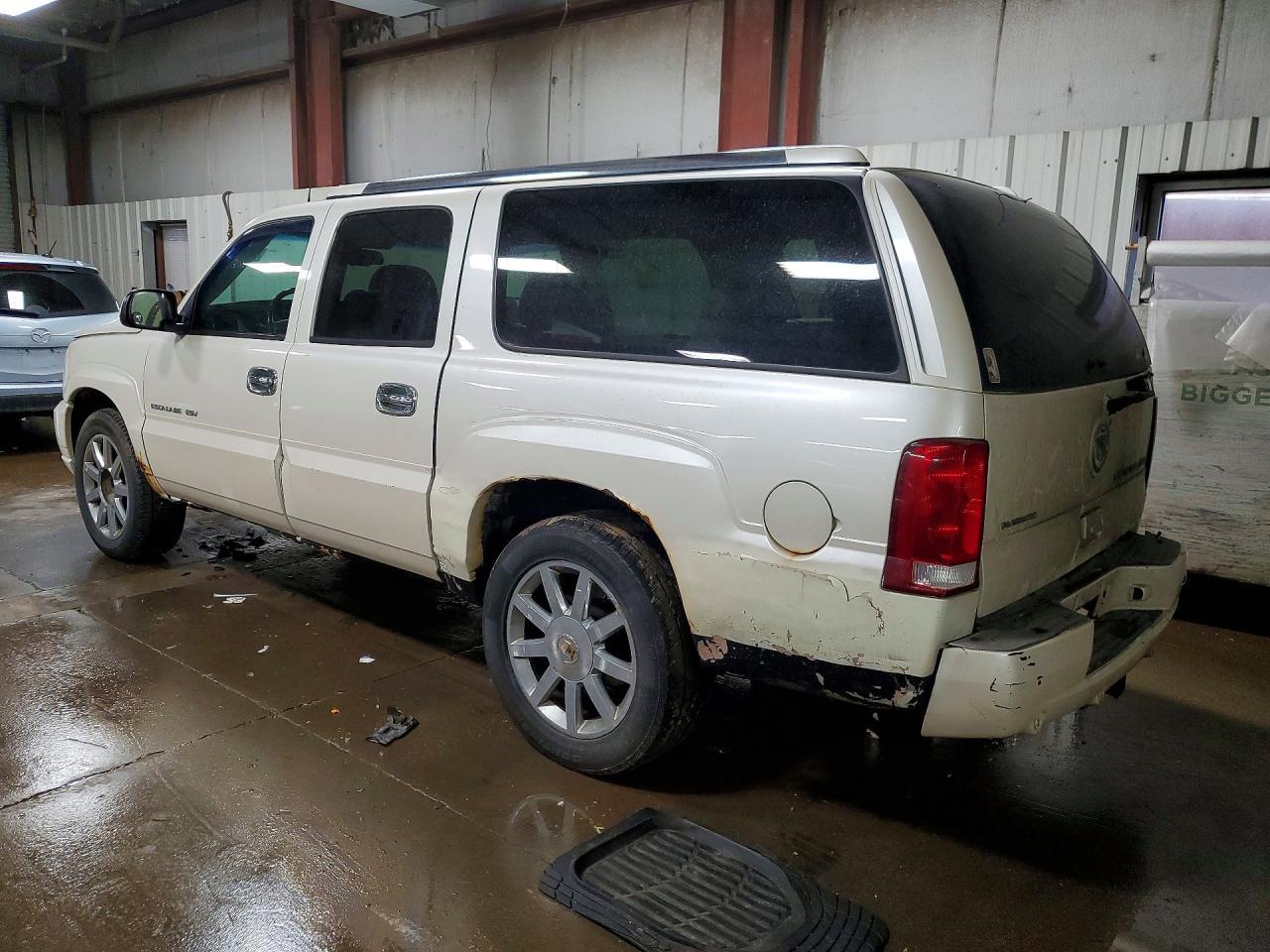 2005 Cadillac Escalade Esv - Фото 2