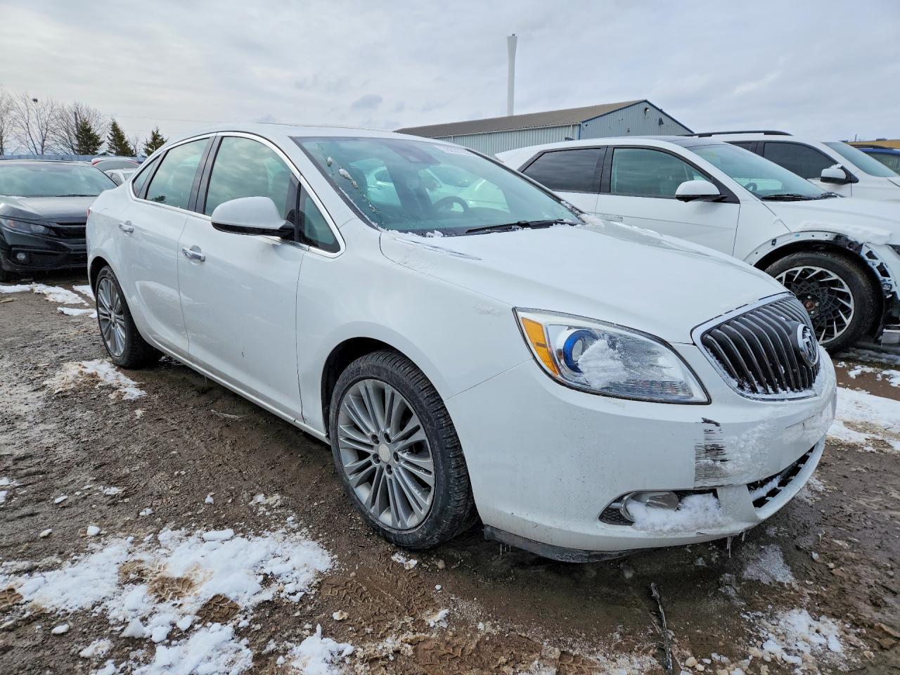 2014 Buick Verano - Image 4