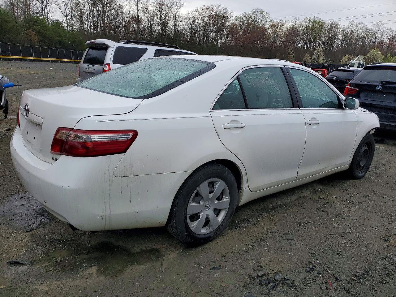2007 Toyota Camry Le - Фото 3