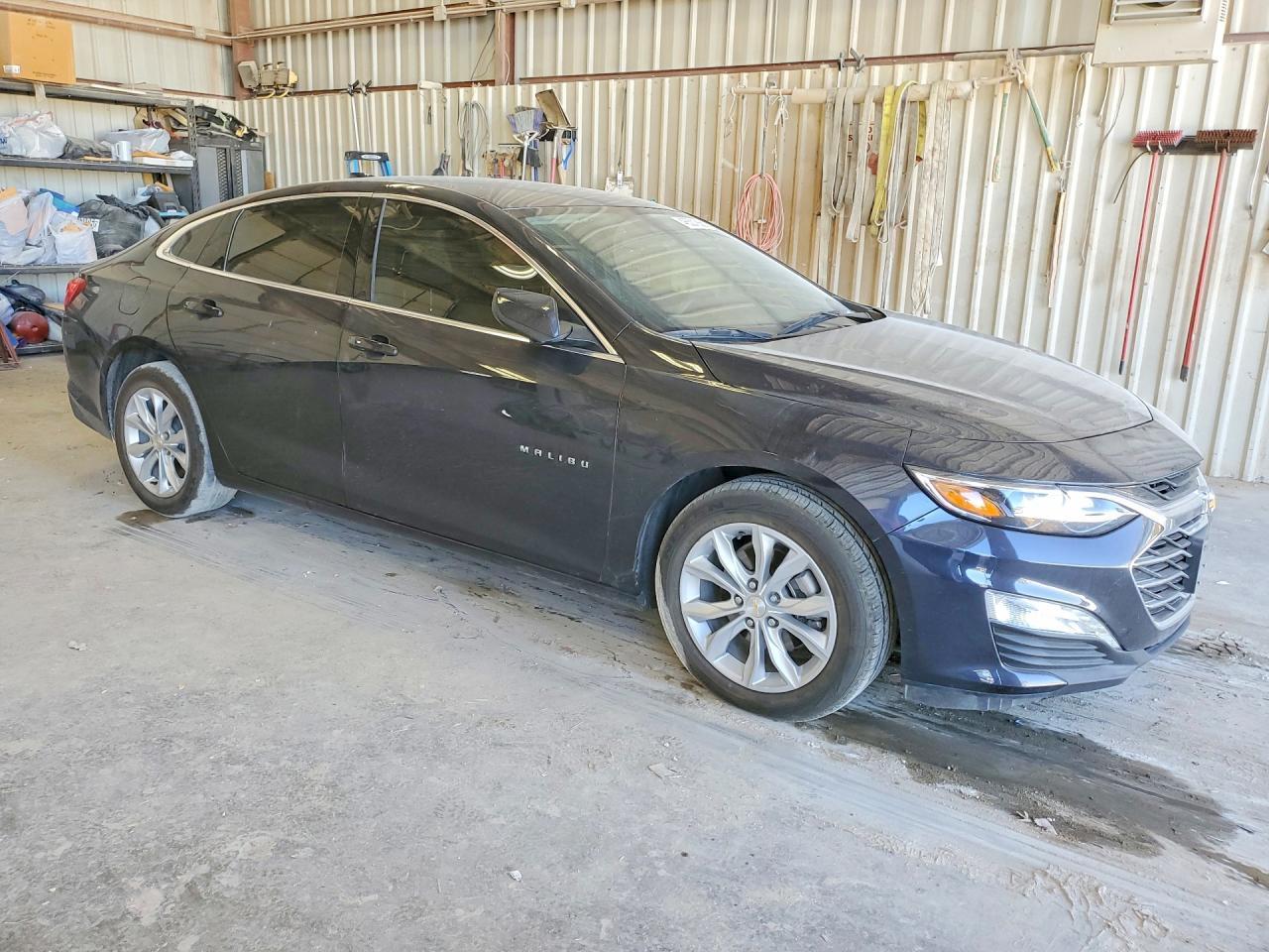 2023 Chevrolet Malibu Lt - Image 4