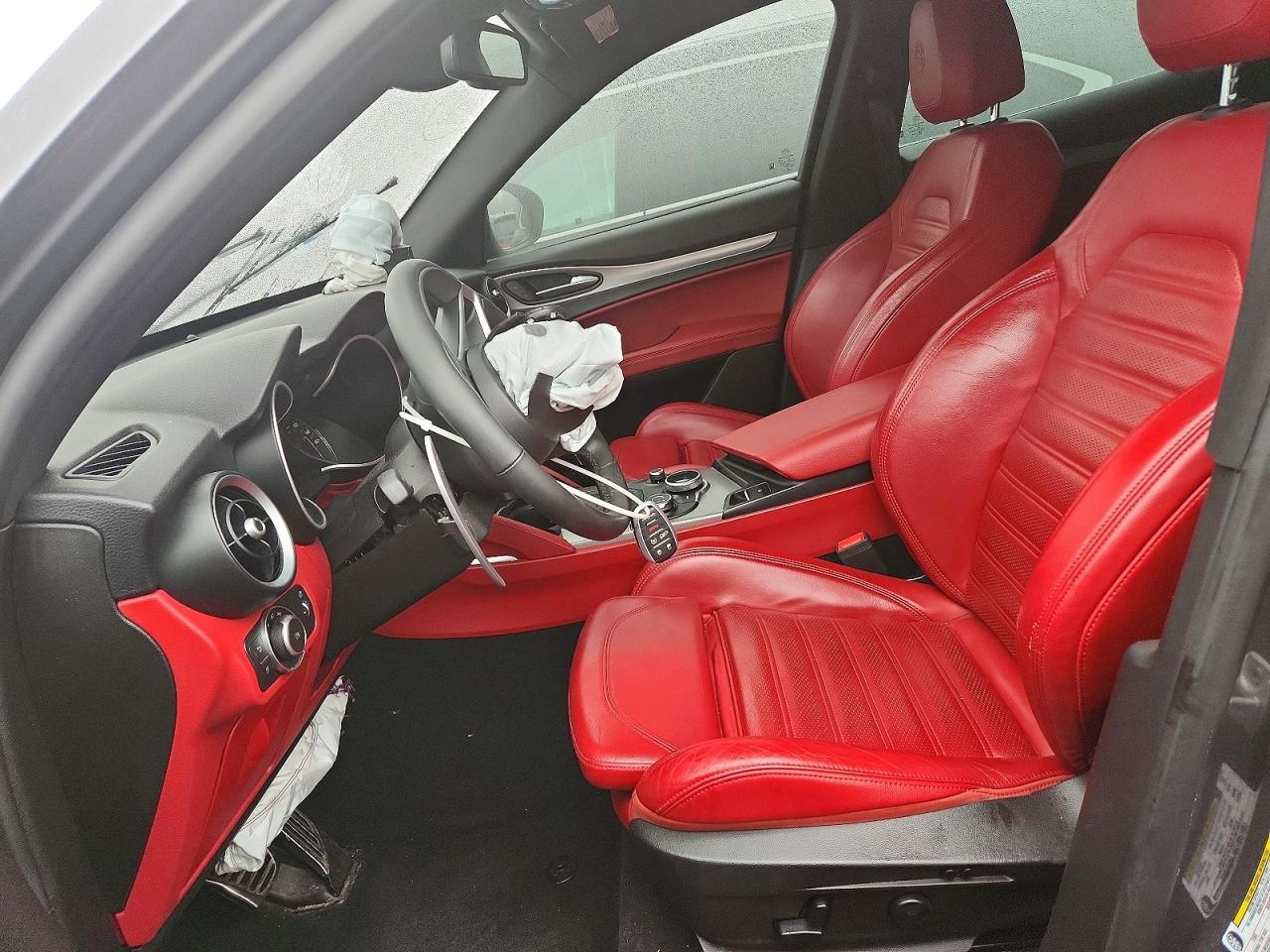 2019 Alfa Romeo Stelvio Ti - Фото 7