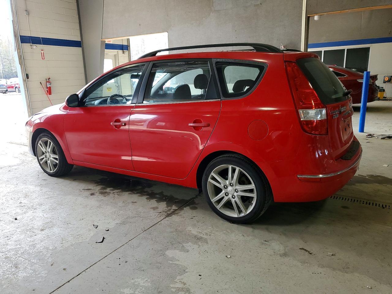 2010 Hyundai Elantra Touring Se - Image 2