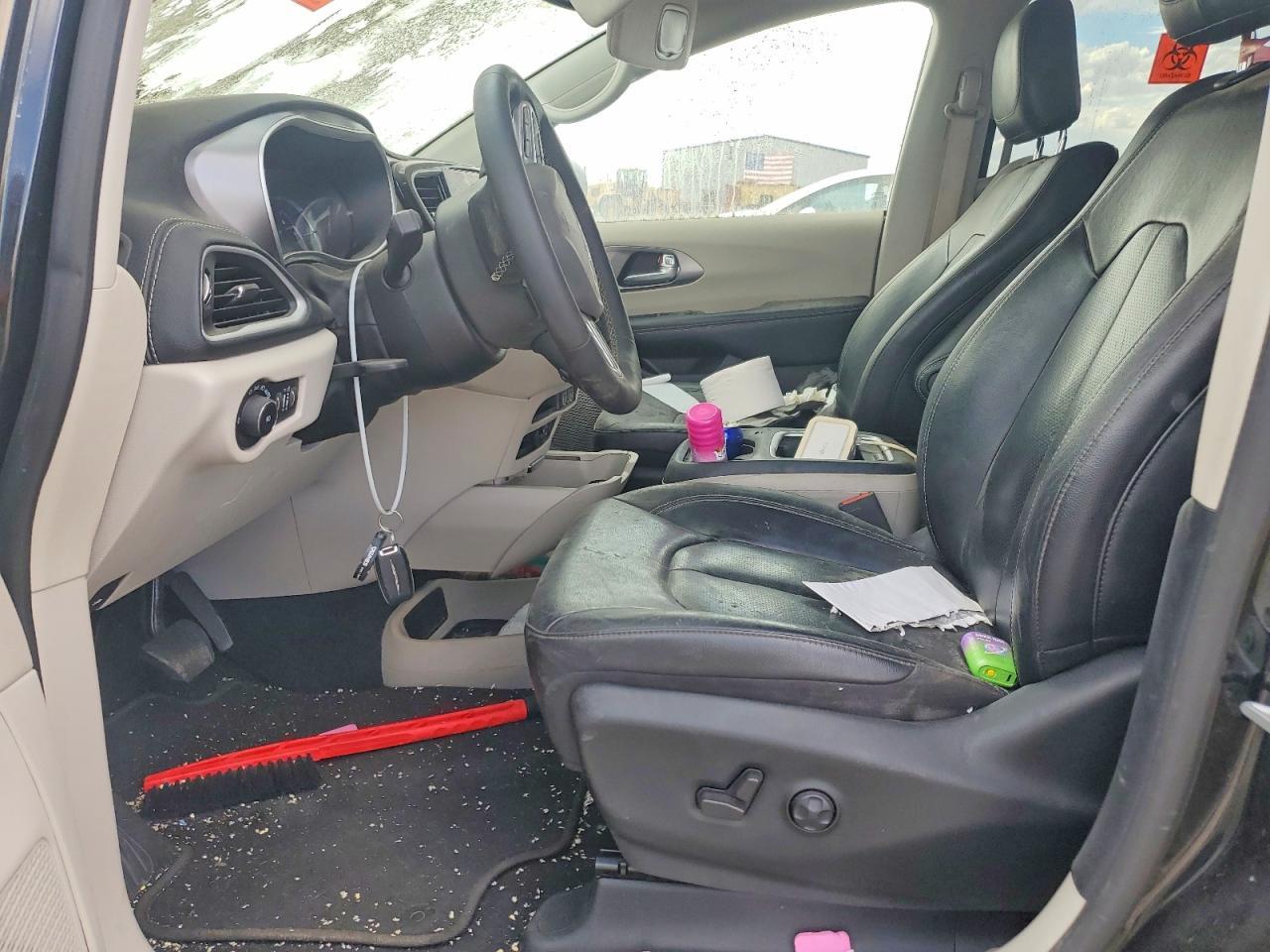 2022 Chrysler Pacifica Hybrid Touring L - Фото 7