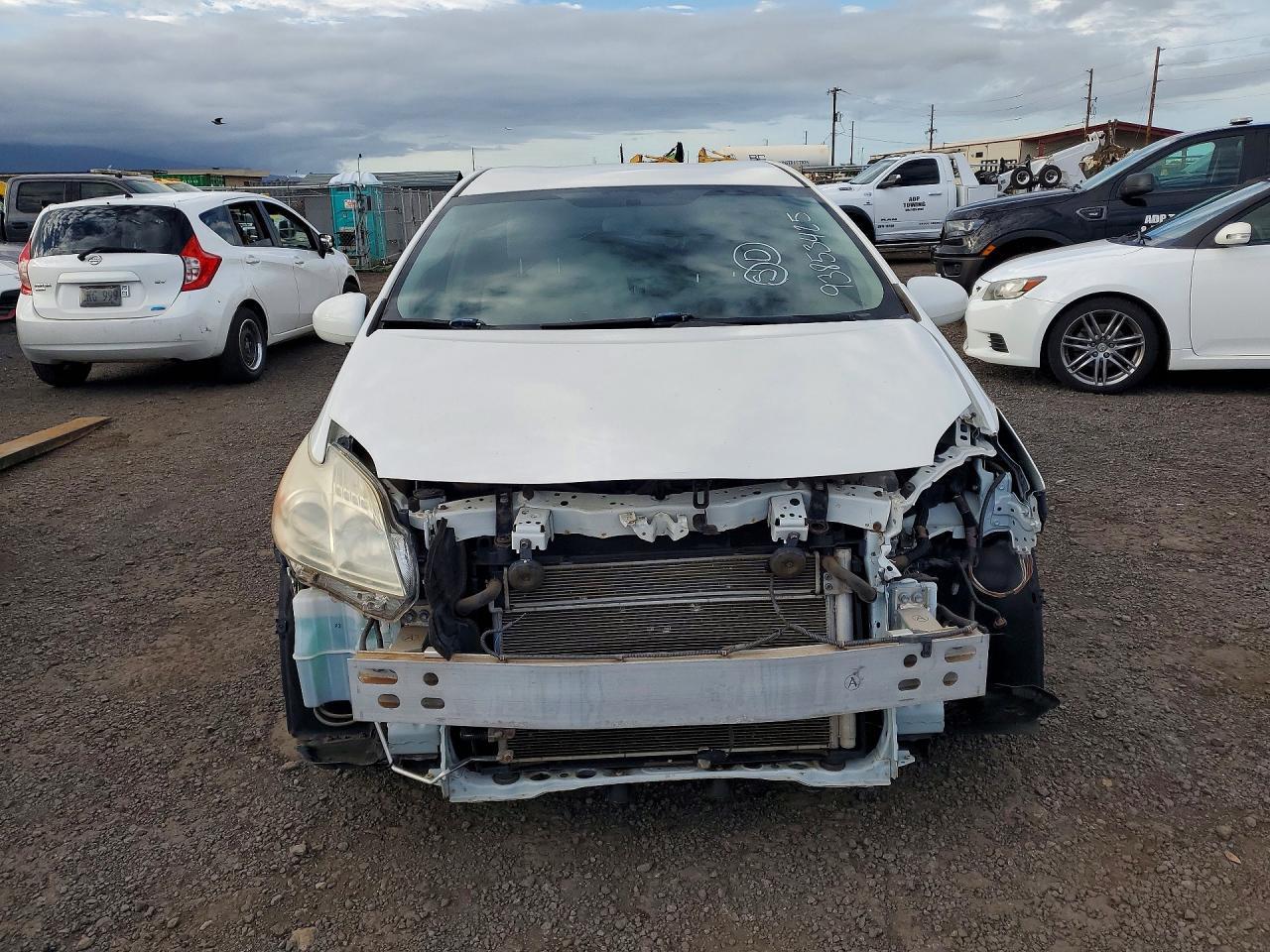 2012 Toyota Prius Two - Image 5