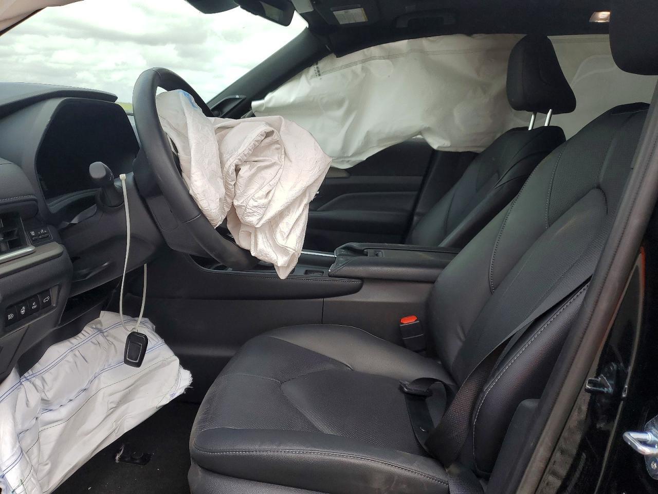 2025 Toyota Grand Highlander Hybrid - Image 7