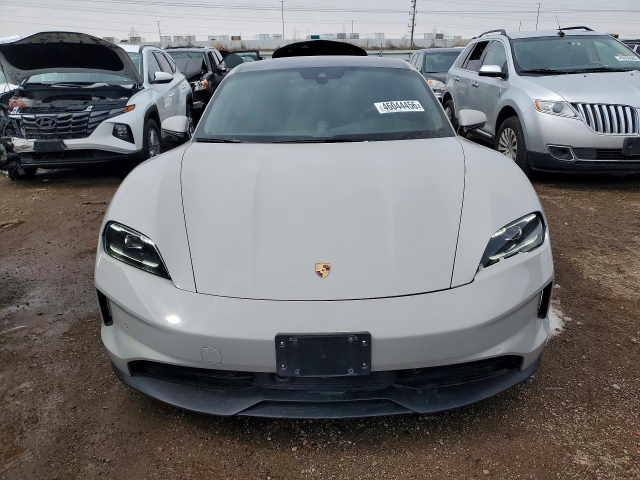 2025 Porsche Taycan 4S - Фото 5
