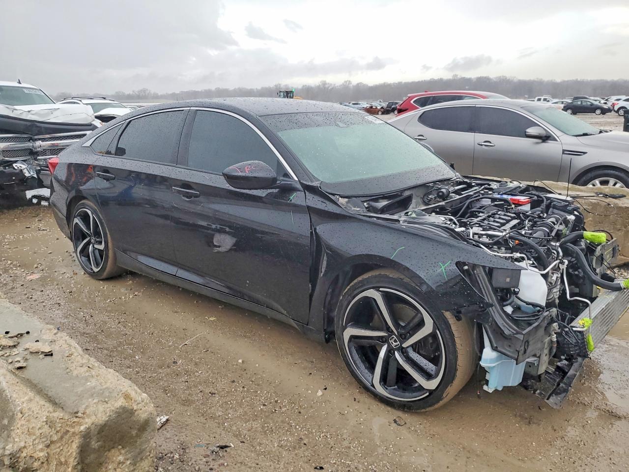 2022 Honda Accord - Image 4