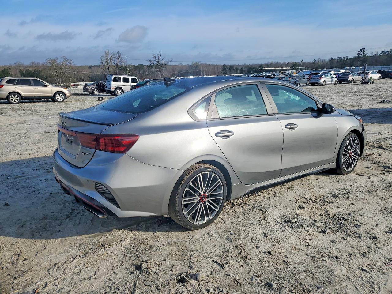 2024 Kia Forte Gt - Фото 3