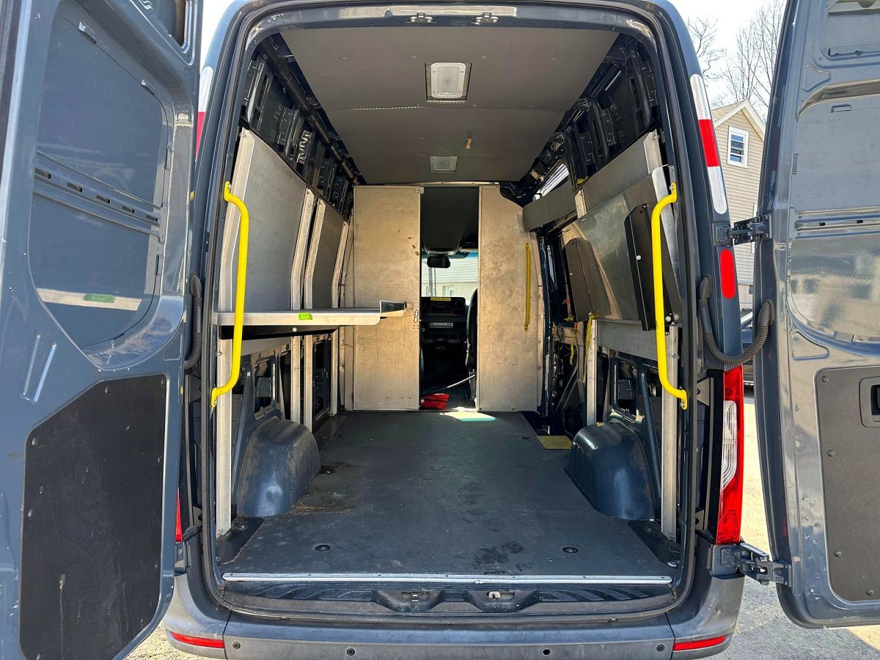 2019 Mercedes Benz Sprinter - Фото 7