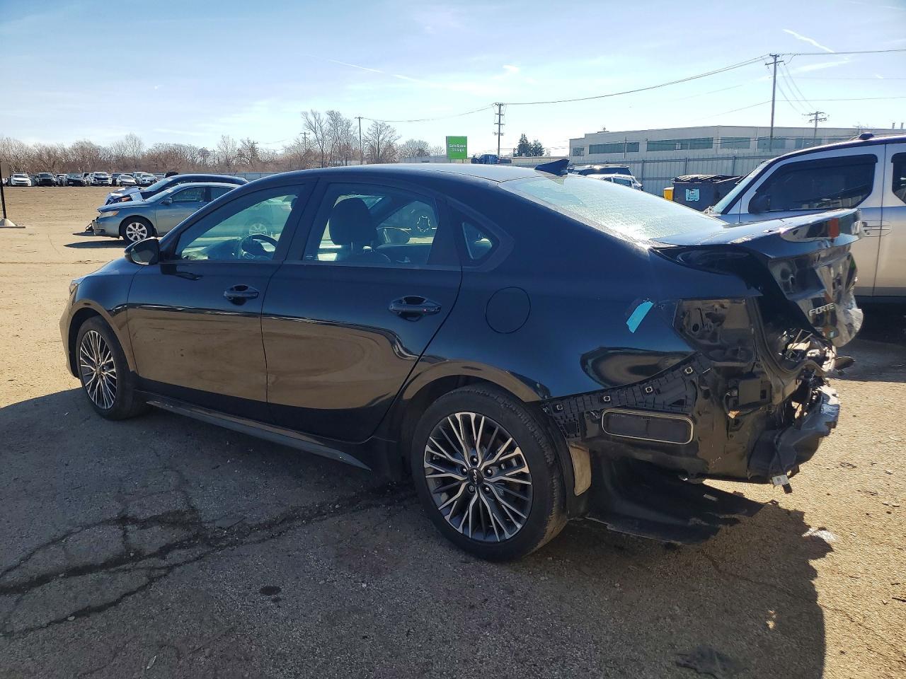 2024 Kia Forte Gt-Line - Фото 2