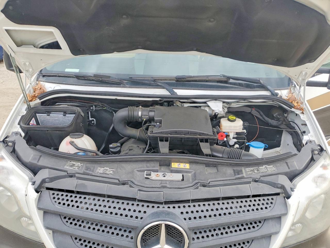 2015 Mercedes-Benz Sprinter 3500 - Image 7