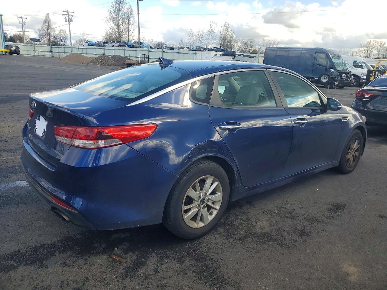 2017 Kia Optima Lx - Image 3