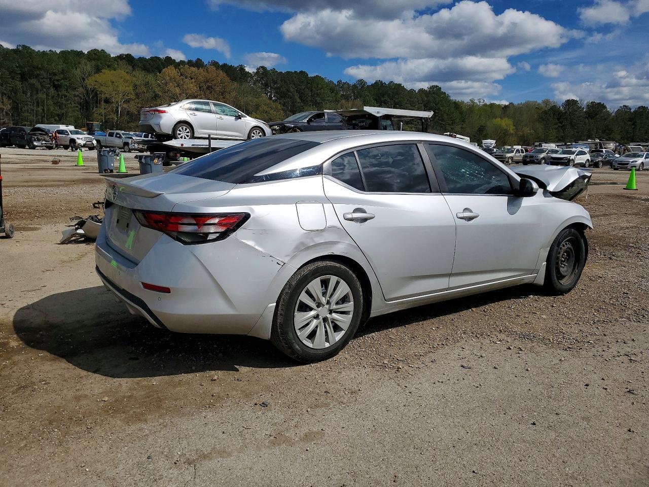 2021 Nissan Sentra S - Image 3