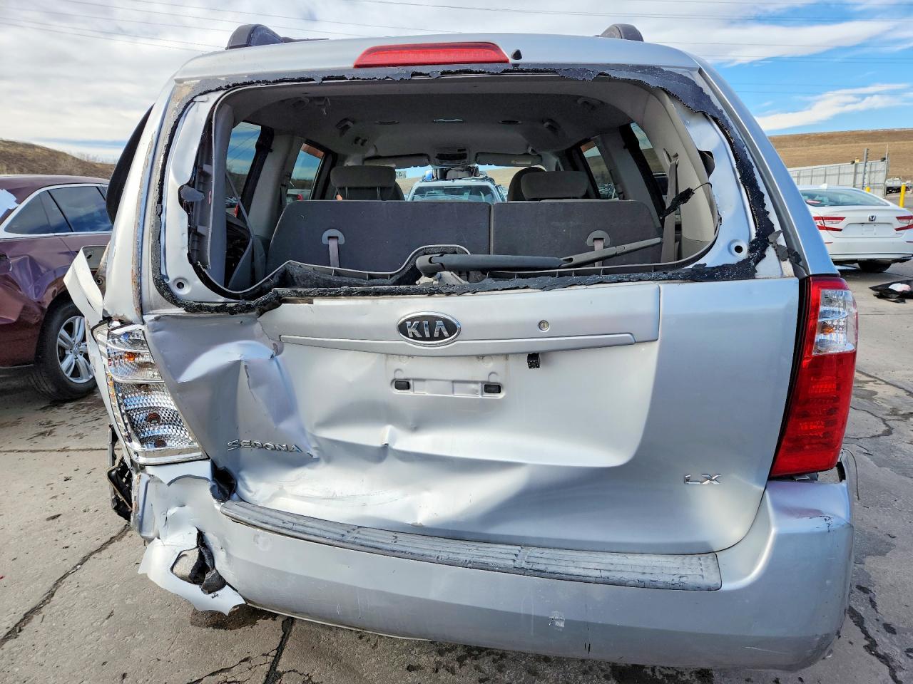 2008 Kia Sedona Lx - Фото 6
