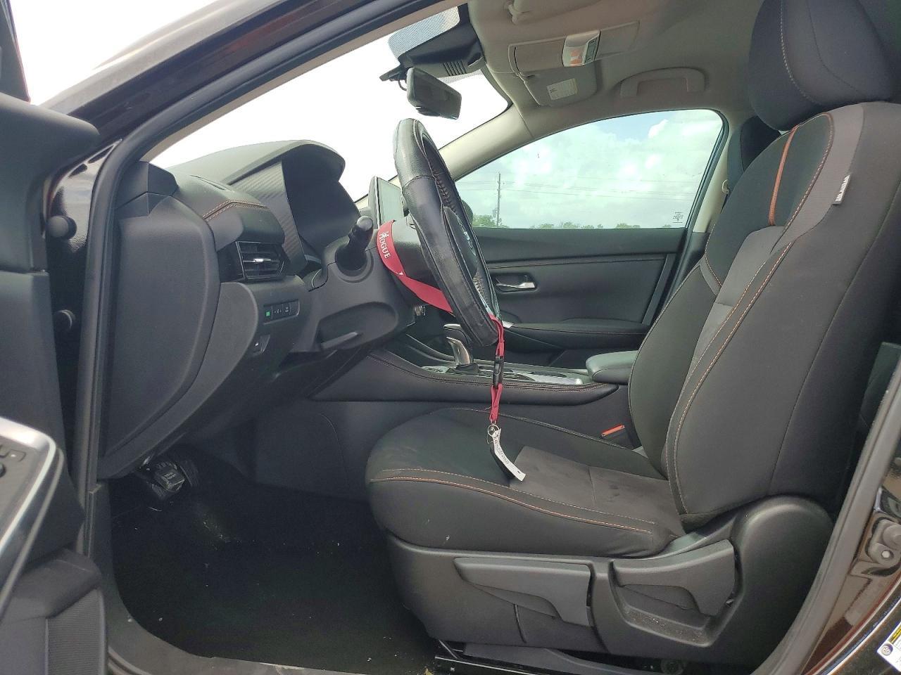 2022 Nissan Sentra Sr - Image 7