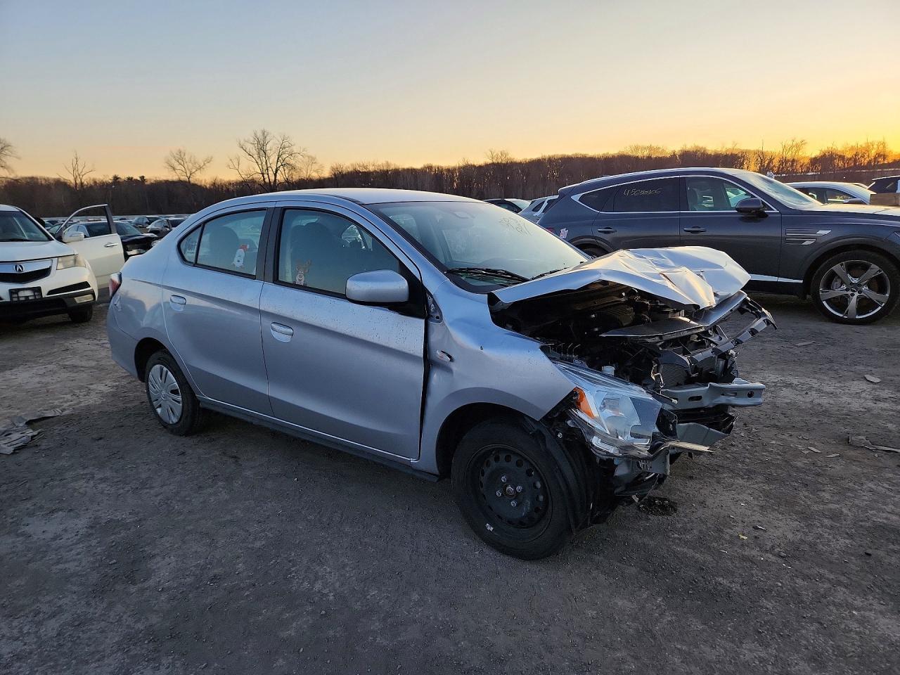 2024 Mitsubishi Mirage G4 Es - Image 4
