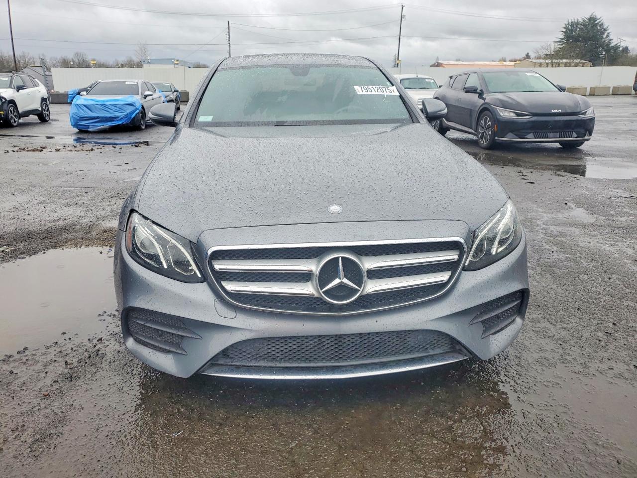2017 Mercedes-Benz E 300 4Matic - Фото 5