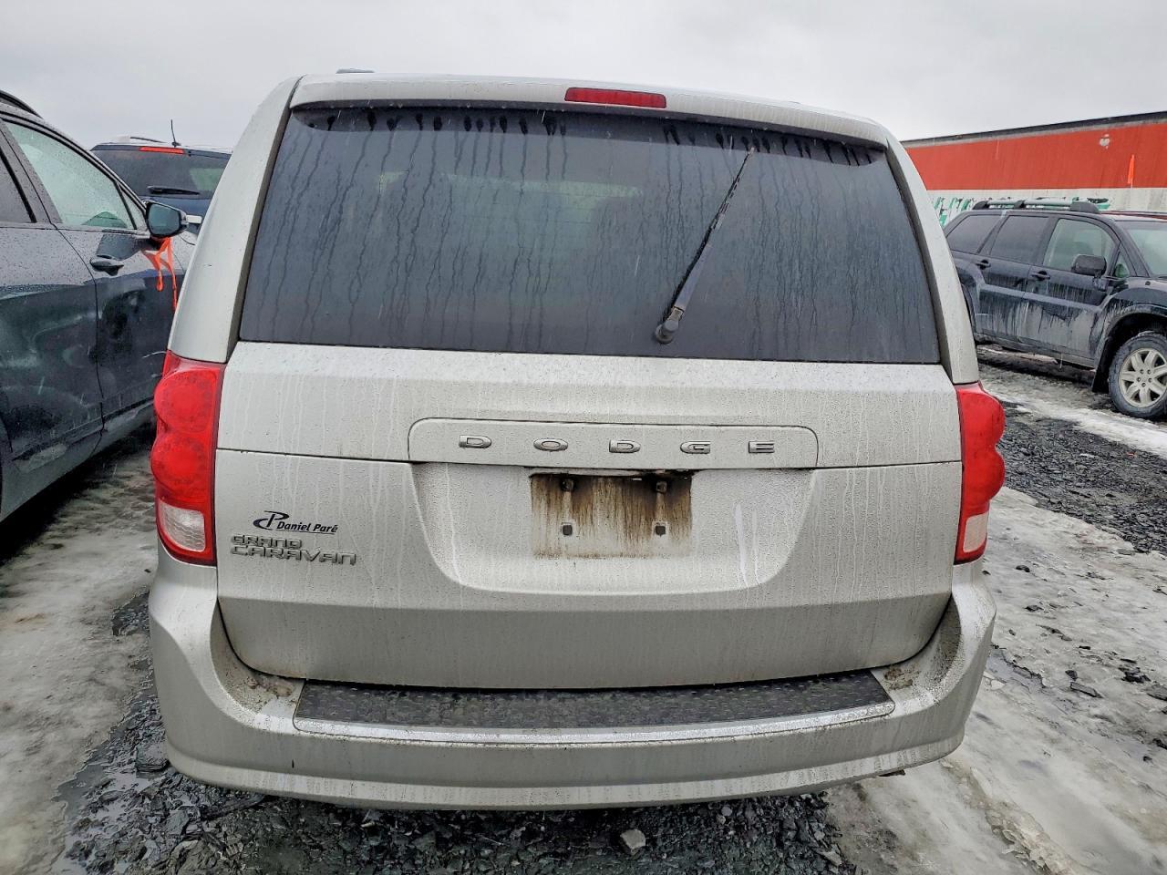 2011 Dodge Grand Caravan Express - Фото 6