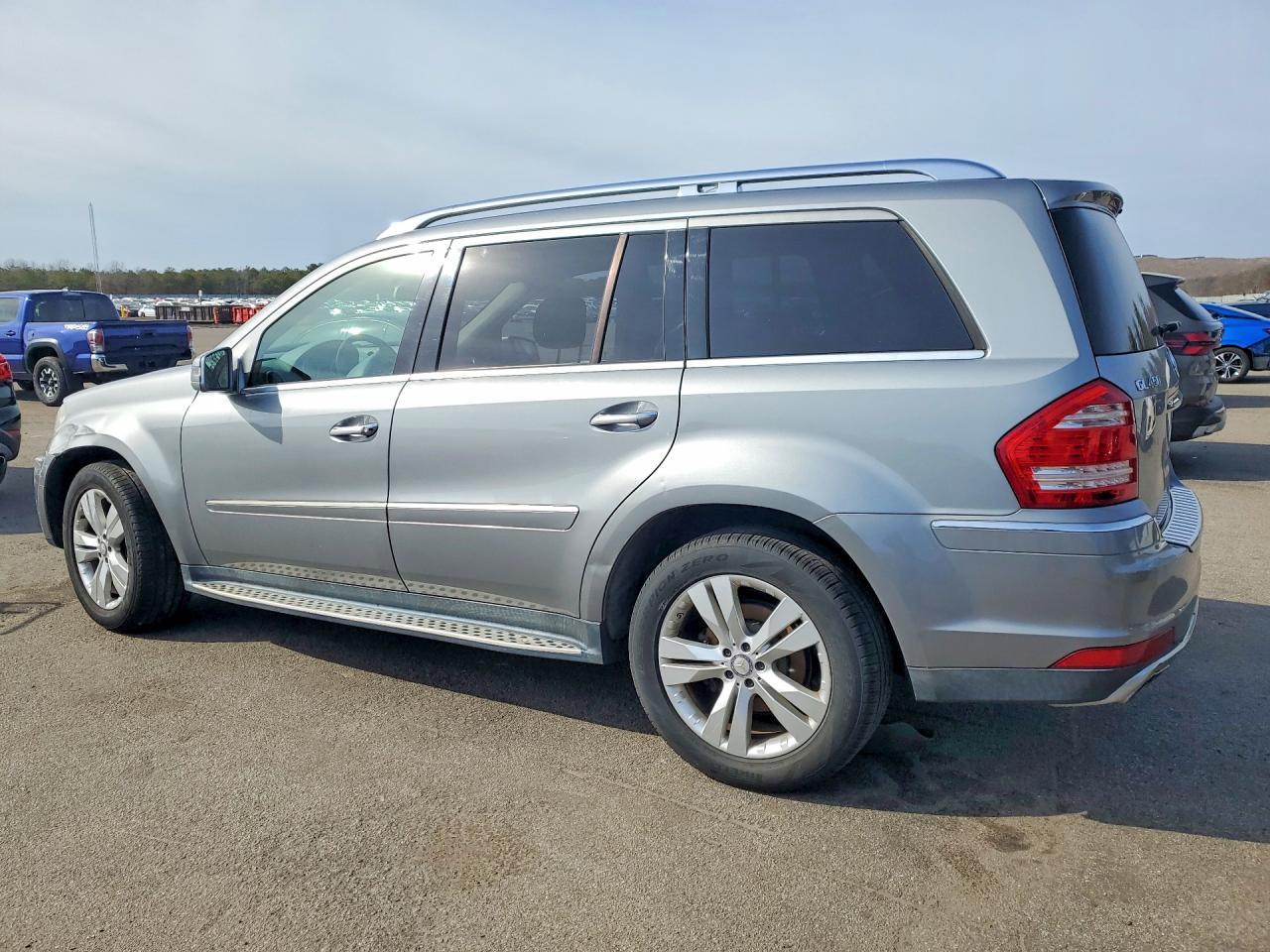 2011 Mercedes-Benz Gl 450 4Matic - Фото 2