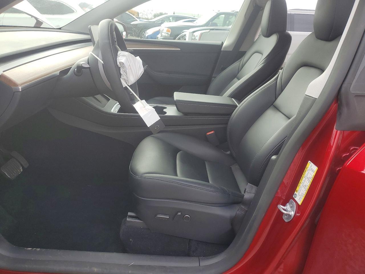 2024 Tesla Model Y - Фото 7