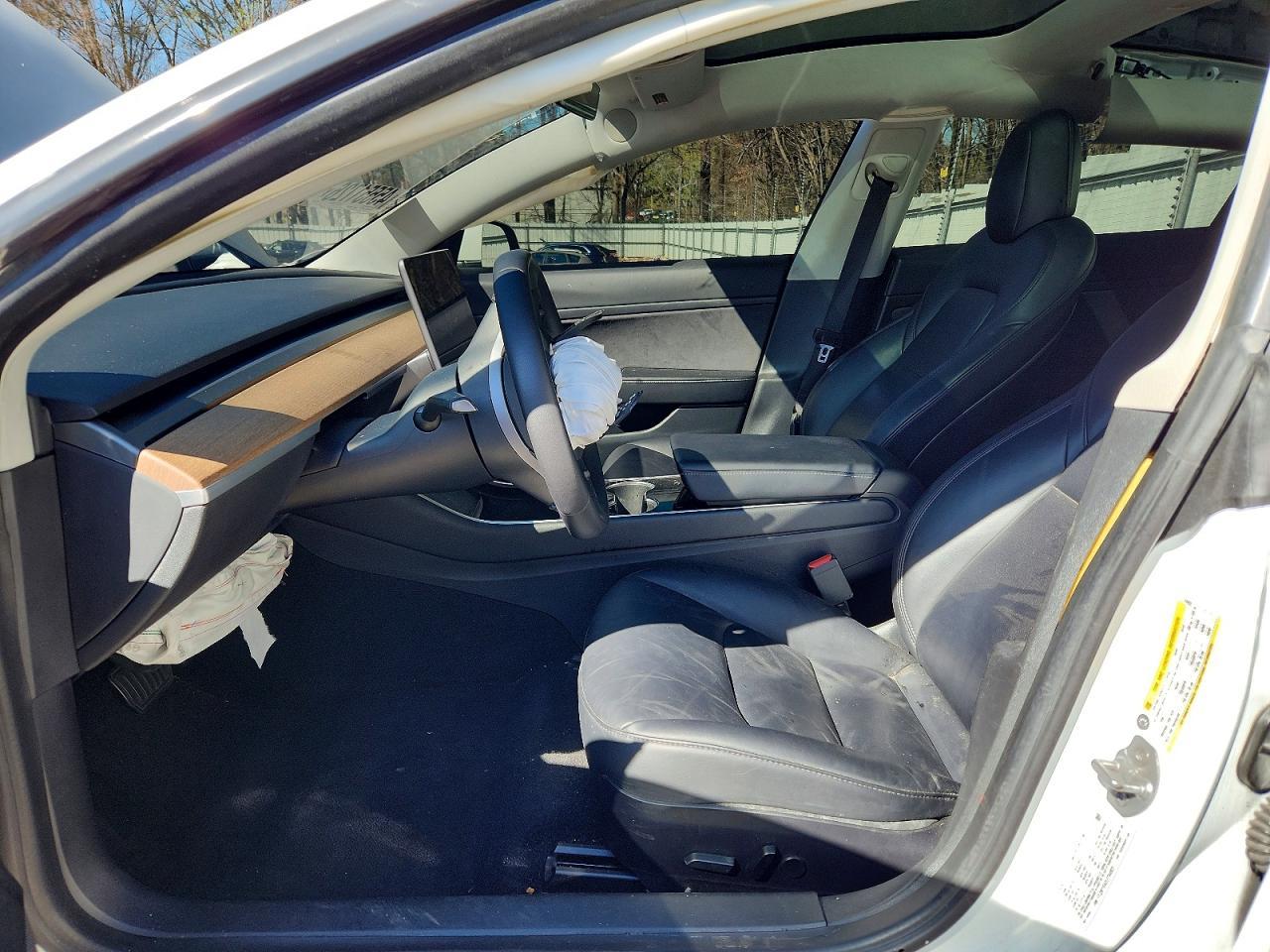 2020 Tesla Model 3 - Фото 7