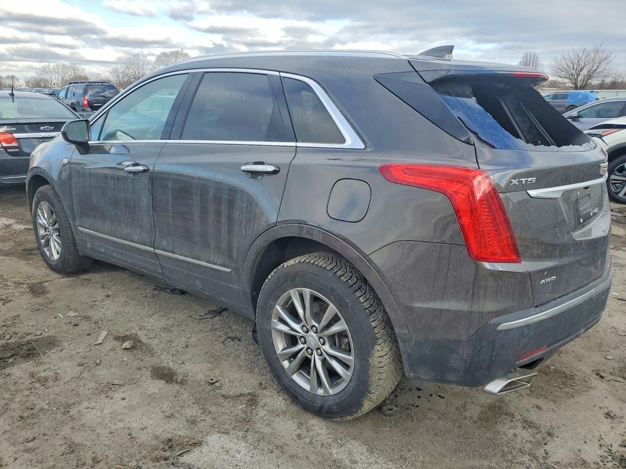 2019 Cadillac Xt5 - Фото 2