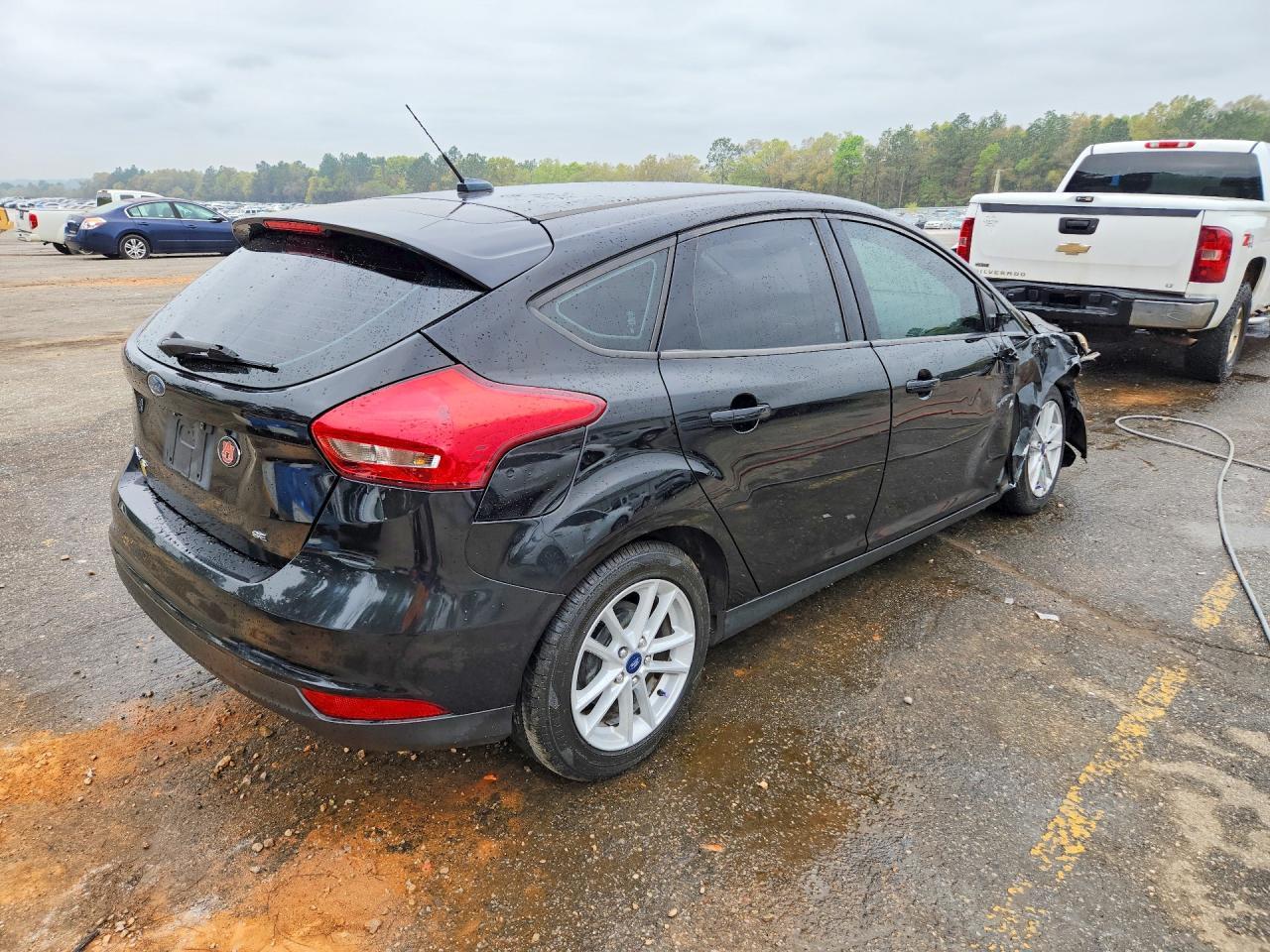 2018 Ford Focus Se - Image 3