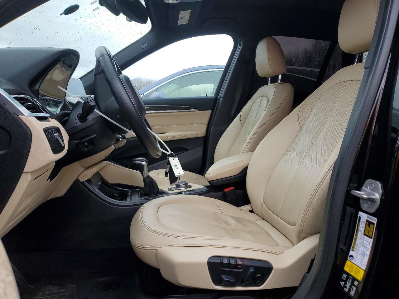 2017 BMW X1 - Фото 7