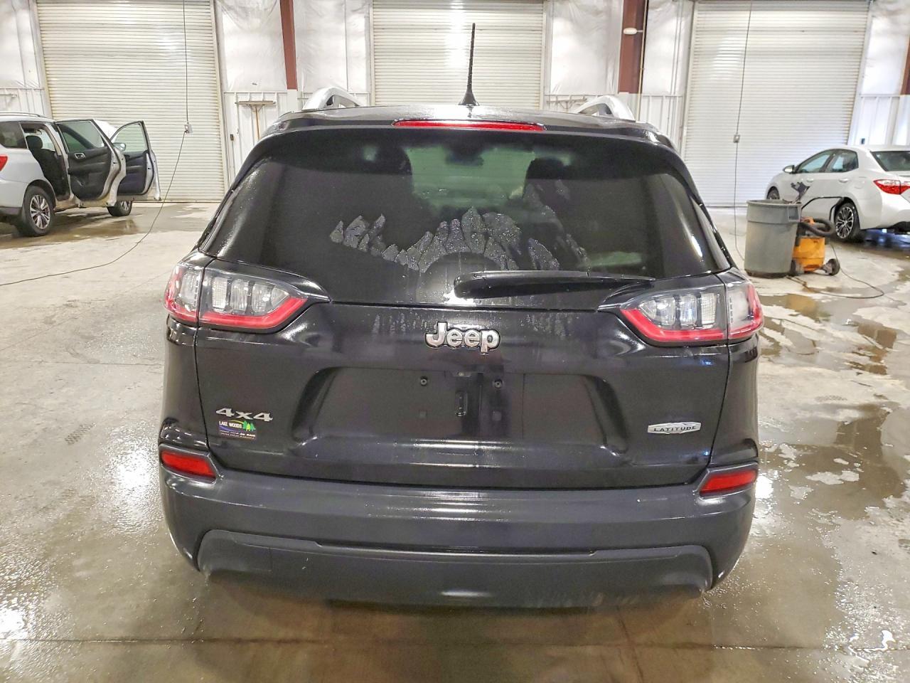2019 Jeep Cherokee Latitude Plus - Image 6