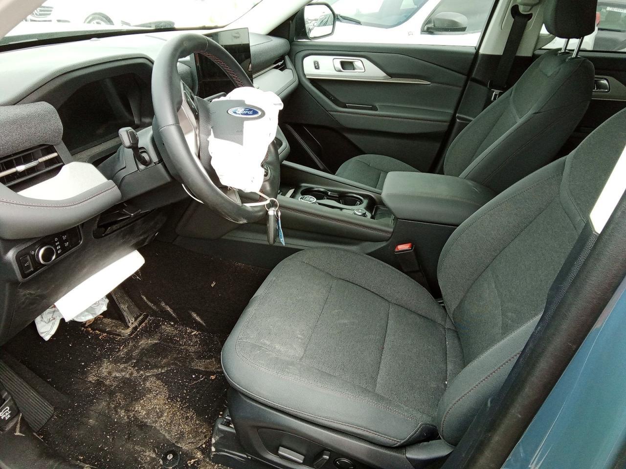 2025 Ford Explorer Active - Фото 7