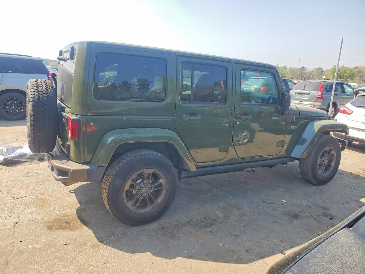2016 Jeep Wrangler Unlimited Sahara - Фото 3