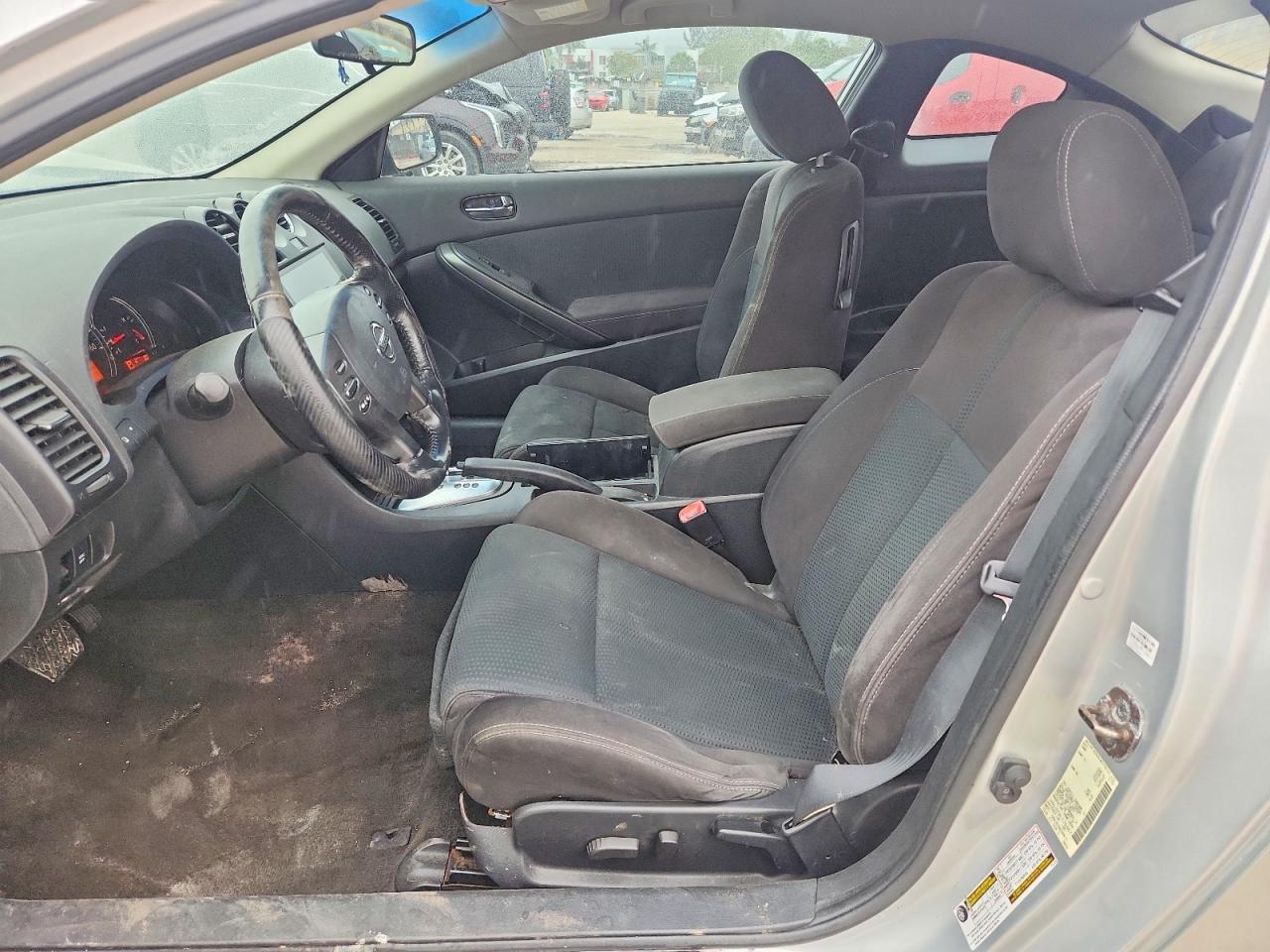 2010 Nissan Altima 2.5 S - Фото 7