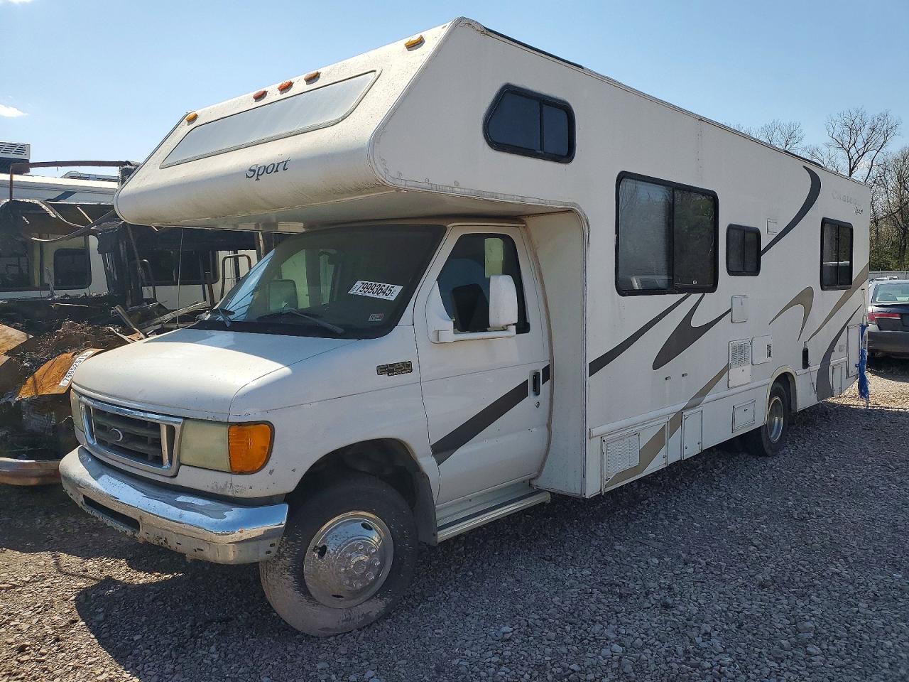 2004 Thor Chateau Sport 29A - Image 2